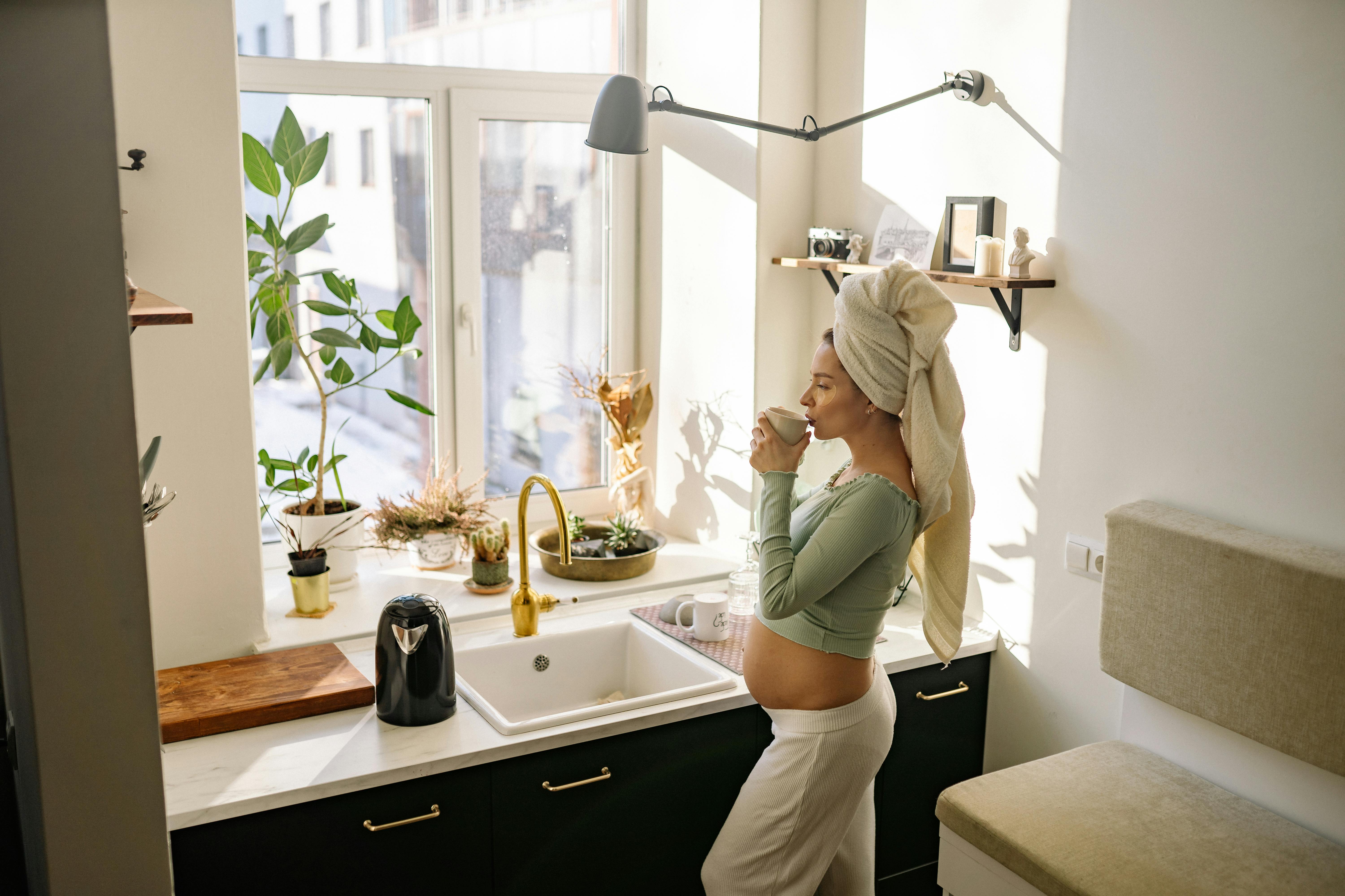 Microground Tea During Pregnancy and Breastfeeding – Old Growth Beverages